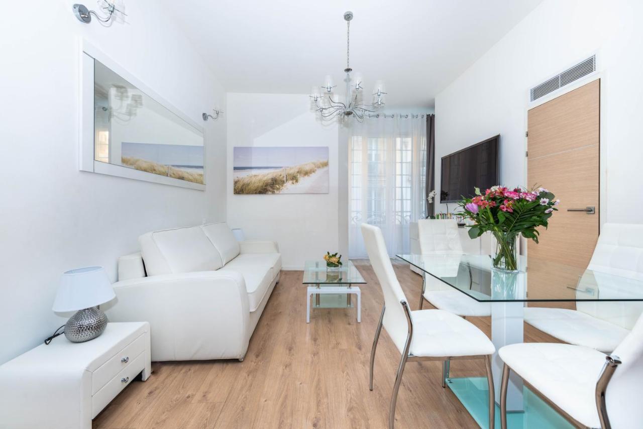 Lamartine- Heart Of Center- Modern And Design Flat Nice Luaran gambar
